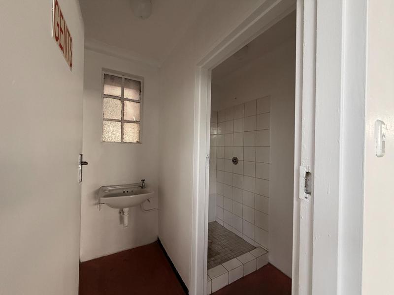 To Let Commercial Property for Rent in North End Eastern Cape